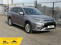 Używany Mitsubishi Outlander P-HEV 2018 Szary Kombi