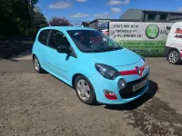 Używany Renault Twingo Dynamique 75 KM (55 kW) 2012 Niebieski Hatchback