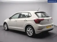 Usado VW Polo Style 95 CV (69 kW) 2023 Gris Utilitario