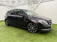 Begagnad Mercedes B180 109 HK (80 kW) 2014 Svart Minibuss