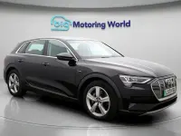 Usado Audi e-tron 230 kW (313 HP) 2021 Preto SUV