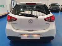 Begagnad Mazda 2 2019 Vit Halvkombi