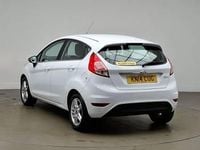 Used Ford Fiesta Zetec 82 HP (60 kW) 2014 White Hatchback