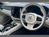 New Volvo V60 Ultra 449 HP (330 kW) 2026 Green Estate