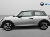 Used Mini Cooper Classic 114 kW (156 HP) 2026 Hatchback
