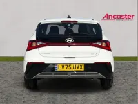 New Hyundai i20 Advanced 99 HP (72 kW) 2025 White Hatchback