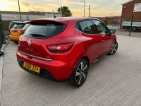 Used Renault Clio Dynamique 90 HP (66 kW) 2016 Red Hatchback