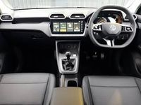 New MG ZS SE 115 HP (84 kW) 2025 Solid  arctic white Hatchback