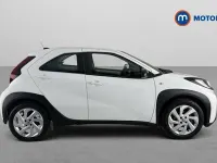 Used Toyota Aygo X PURE 72 HP (52 kW) 2025 SUV