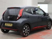 Usado Toyota Aygo Trend 71 HP (52 kW) 2020 Cinzento Citadino
