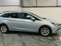Second-hand Vauxhall Astra 105 CP (77 kW) 2018 Argintiu Break