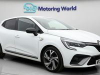 Used Renault Clio V RS Line 90 HP (66 kW) 2023 White Hatchback