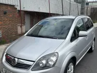 Second-hand Vauxhall Zafira 2013 Argintiu Monovolum