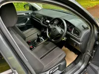Używany VW T-Roc SE 150 KM (110 kW) 2018 Szary SUV