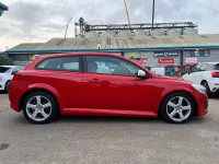 Used Volvo C30 R-Design 227 HP (166 kW) 2012 Red Hatchback