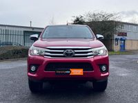 Usado Toyota HiLux 150 HP (110 kW) 2018 Vermelho Pickup