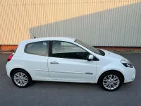 Used Renault Clio Dynamique 2010 White Hatchback