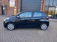 Usado Citroën C1 Feel 82 CV (60 kW) 2014 Negro Utilitario