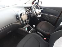 Used Renault Captur Iconic 2018 Red/black SUV