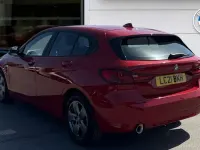 Used BMW 118 Sport Line 134 HP (98 kW) 2021 Red Hatchback