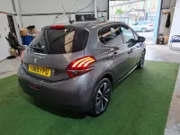 Käytetty Peugeot 208 S 82 HP (60 kW) 2019 Harmaa Viistoperä