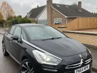 Używany Citroën DS5 2014 Czarny Hatchback