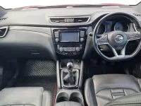 Used Nissan Qashqai S 115 HP (84 kW) 2018 Red SUV