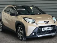 Used Toyota Aygo X 72 HP (52 kW) 2023 Beige SUV