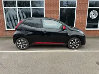 Begagnad Toyota Aygo Trend 2019 Svart Halvkombi