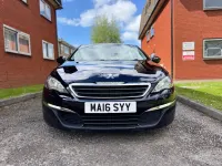 Used Peugeot 308 Active 120 HP (88 kW) 2016 Blue Hatchback