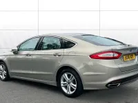 Używany Ford Mondeo Titanium 180 KM (132 kW) 2016 Srebrny Hatchback