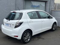 Begagnad Toyota Yaris 2014 Vit Halvkombi