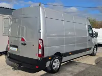Used Renault Master Business 135 HP (99 kW) 2023 Grey MPV