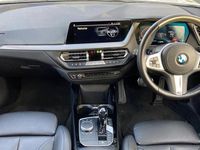 Used BMW 118 M Sport 134 HP (98 kW) 2021 White Hatchback