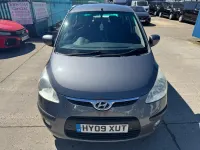 Gebraucht Hyundai i10 Comfort 78 PS (57 kW) 2009 Grau Kleinwagen