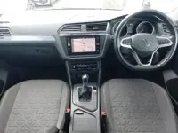 Usado VW Tiguan Life 150 HP (110 kW) 2023 Cinzento SUV