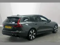 Used Volvo V60 Plus 344 HP (253 kW) 2025 Green Estate