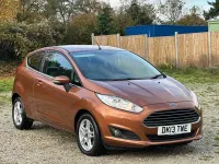 Used Ford Fiesta Zetec 80 HP (58 kW) 2013 Yellow Hatchback