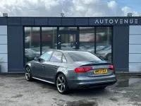 Usado Audi A4 Black Edition 177 HP (130 kW) 2013 Cinzento Sedan