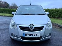Used Vauxhall Agila Design Edition 85 HP (62 kW) 2009 Silver MPV