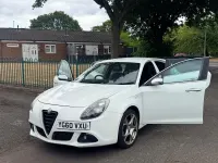 Used Alfa Romeo Giulietta Veloce 2010 White Hatchback