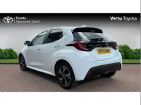 Used Toyota Yaris Design 113 HP (83 kW) 2024 White Hatchback