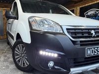 Used Peugeot TePee Outdoor 2016 White MPV