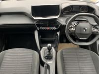 Used Peugeot 208 Active 102 HP (75 kW) 2024 Hatchback