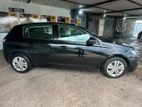 Used Peugeot 308 Active 120 HP (88 kW) 2017 Black Hatchback