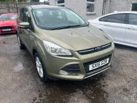 Begagnad Ford Kuga Zetec 2015 Grön SUV