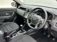 Second-hand Dacia Duster Comfort 130 CP (95 kW) 2022 Negru SUV