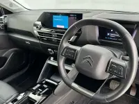 Begagnad Citroën e-C4 100 kW (136 HK) 2024 Grå Halvkombi