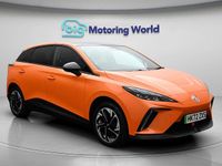 Begagnad MG MG4 EV Trophy 319 kW (435 HK) 2022 Orange Halvkombi