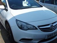 Second-hand Vauxhall Cascada S 170 CP (125 kW) 2013 Alb Cabrio